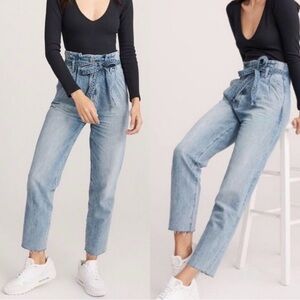 Abercrombie & Fitch Ultra High Rise Paperbag Mom Jeans Straight Leg Baggy Y2K 27